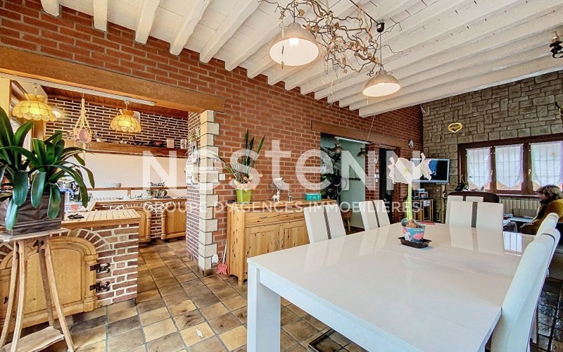 Photo 4 de l'annonce : maison-9-pieces-148-m2-nestenn-145192051414-27